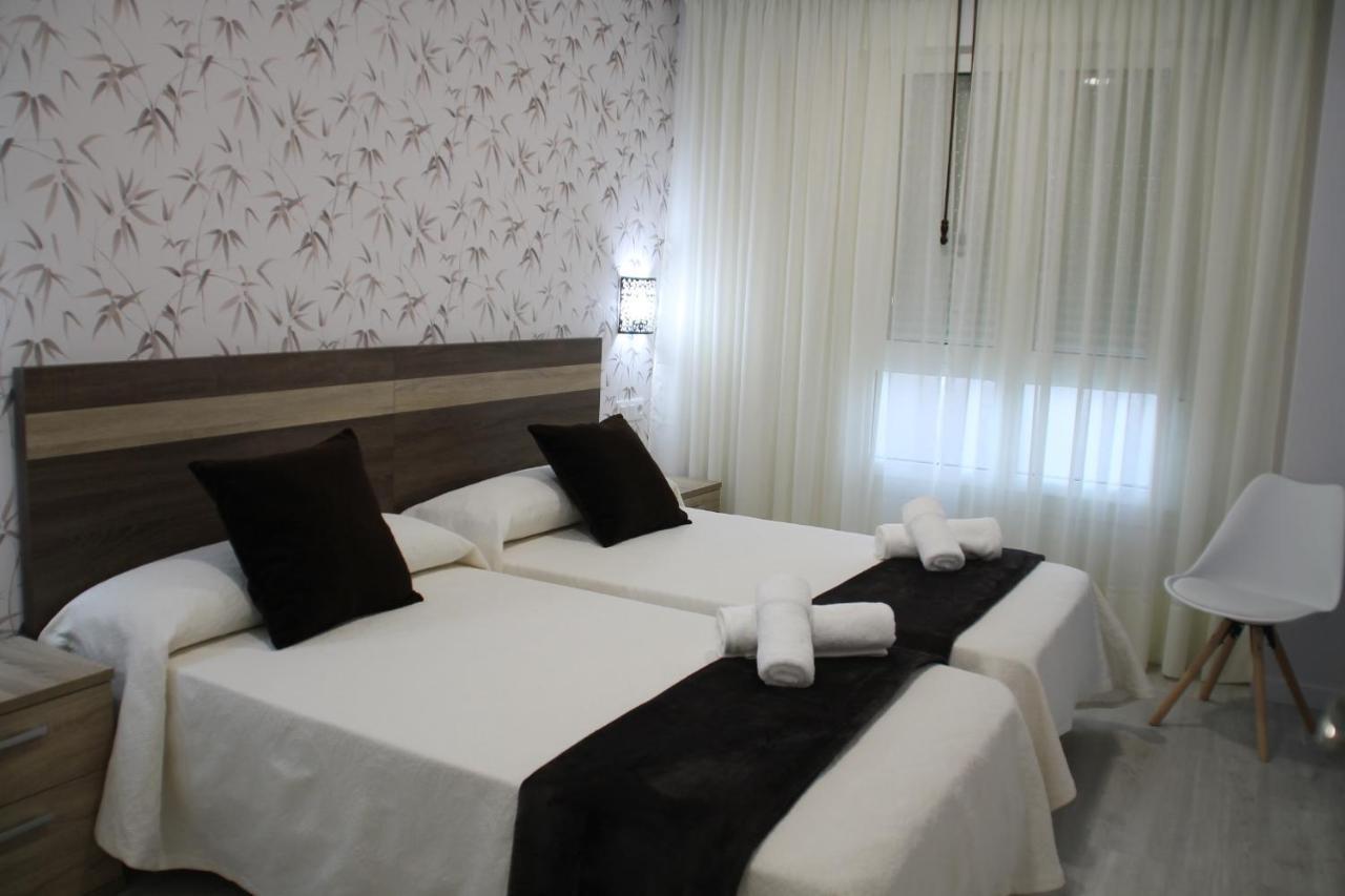 Gasthof Baixo A Lua Rooming *