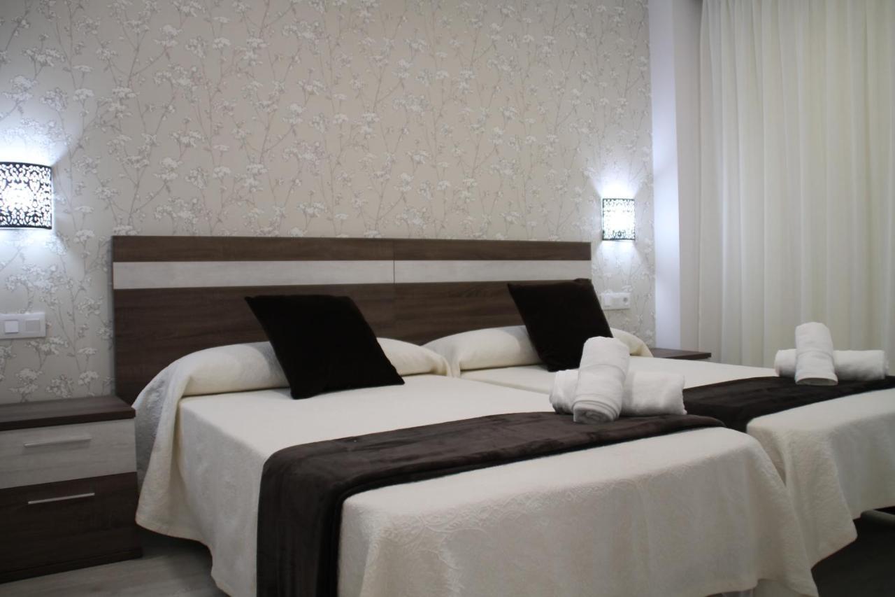 Baixo A Lua Rooming * Sarria