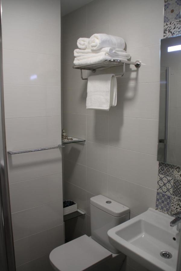 Baixo A Lua Rooming